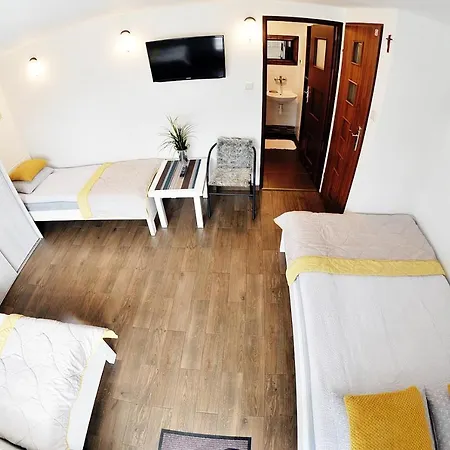 Gosciniec Santa Maria بيت ضيافة كولوبرزيغ