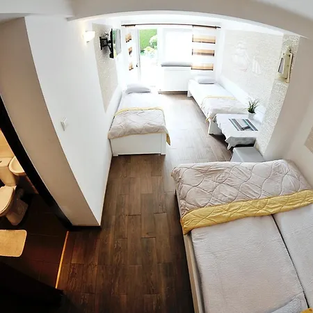 بيت ضيافة Gosciniec Santa Maria *